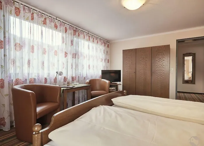 Cafe-pension Endehof Гостевой дом Oberprechtal